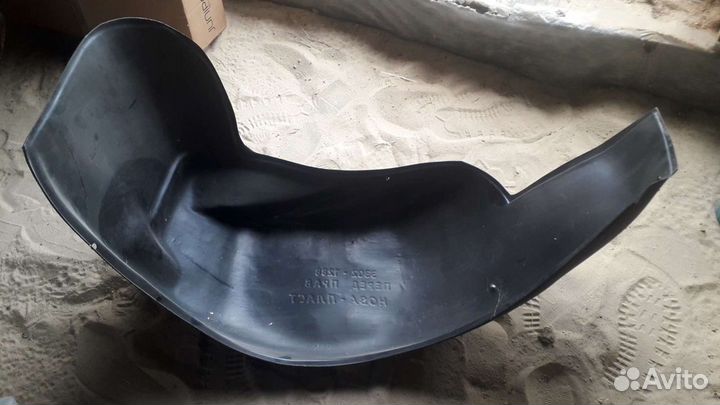 Подкрыльник на Газель