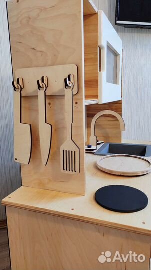 Детская деревянная кухня новая