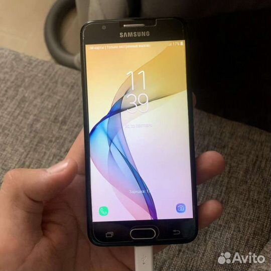 Телефон Samsung j5 primy