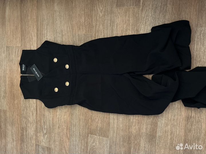 Комбинезон женский