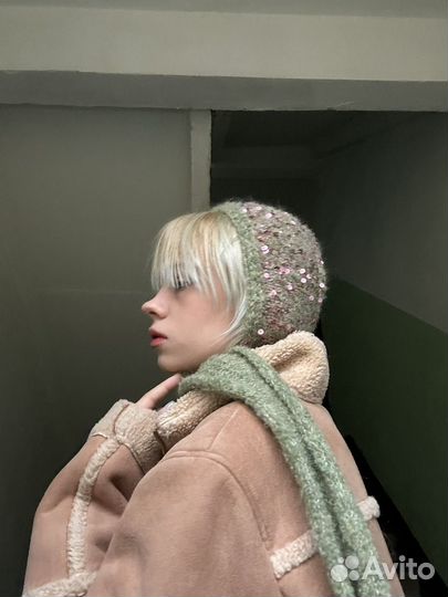 Чепчик с пайетками