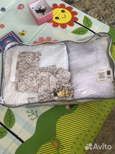 Комплект в кроватку для новорожденных