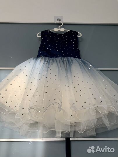 Платье для девочки новое 122-128