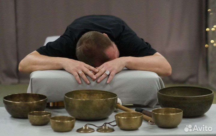 Вибрационный массаж тибетскими поющими чашами