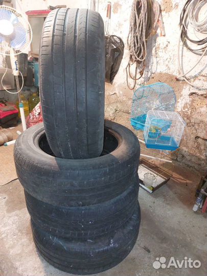 Pirelli Carrier 215/60 R17