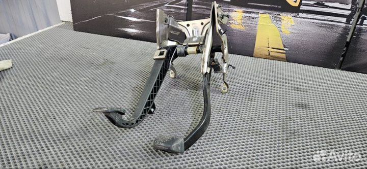 Блок педалей Opel Meriva A рестайлинг Z14XEP 2007