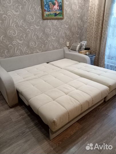 Продам угловой диван