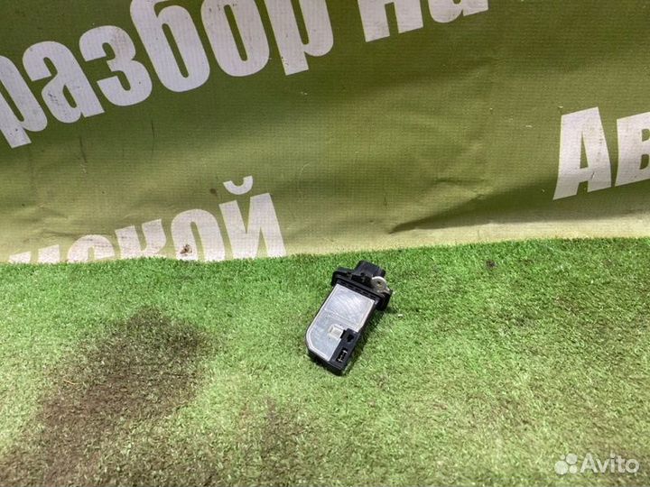 Датчик массового расхода воздуха Ford Mondeo CA2