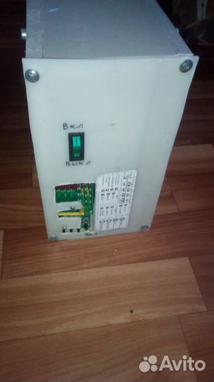 Источник бесперебойного питания 1кВт