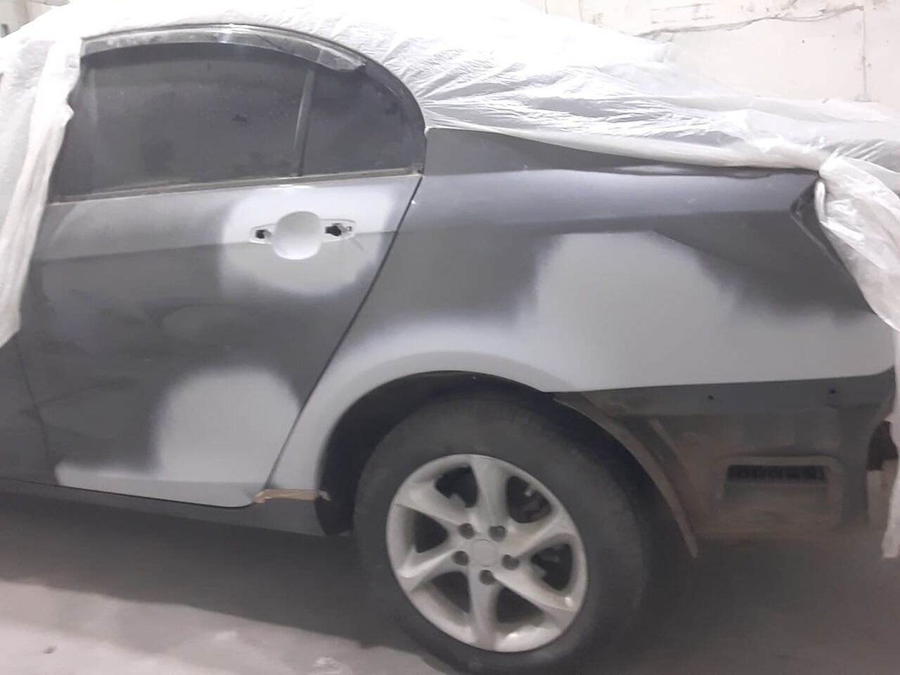 Geely Emgrand EC7: фото владельца
