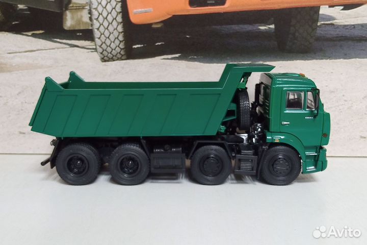 Камаз-6540 самосвал 1:43 (пао камаз)