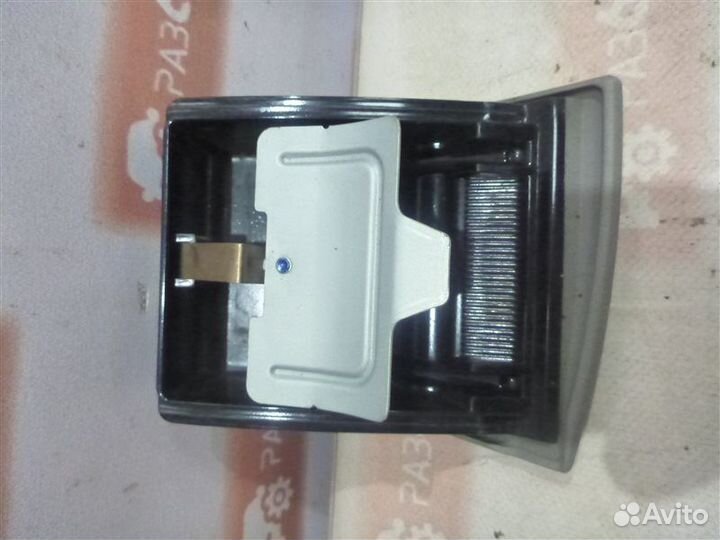 Пепельница Mitsubishi L200 KB4T 4D56 2008