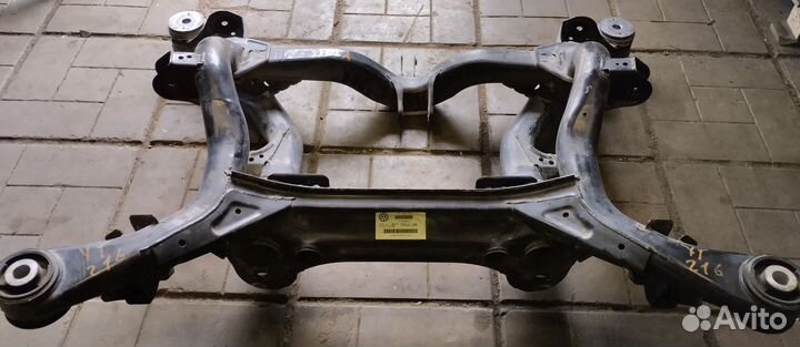 Подрамник задний VW Touareg NF 7P0500041