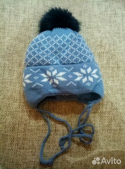 Новые и б/у шапочки, шлем, шарфы на зиму и осень/в