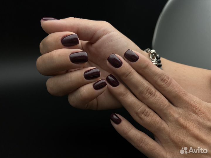 Маникюр и педикюр