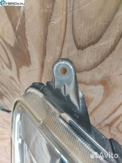 Фара правая Toyota Prius 2 NHW20 2011 81145-47150