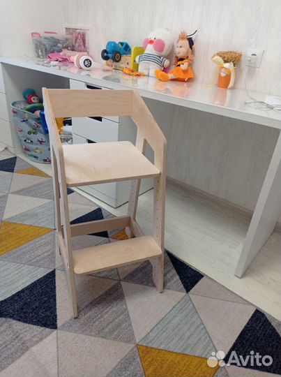 Детский растущий стул