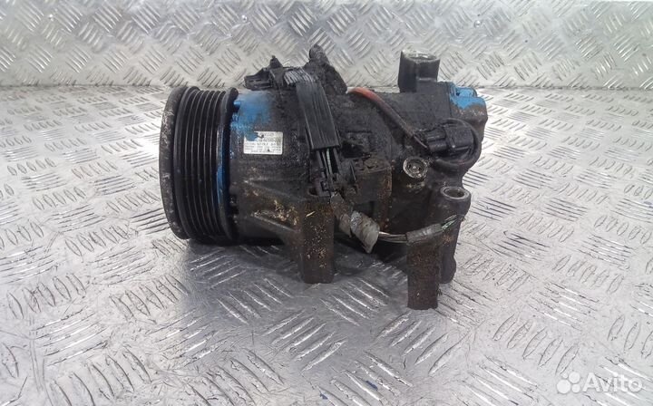 Компрессор системы кондиционирования Toyota Auris