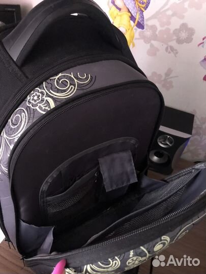 Рюкзак школьный