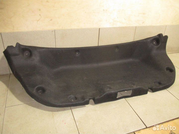 Обшивка крышки багажника Ford Focus 3