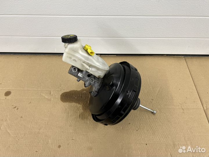 Вакуумный усилитель тормозов VW T5 GP T6