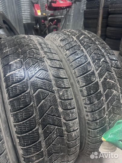 Pirelli Winter 190 215/65 R16 102T