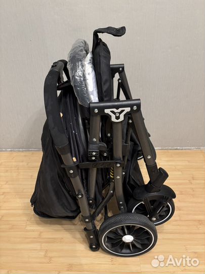 Прогулочная коляска Ining baby