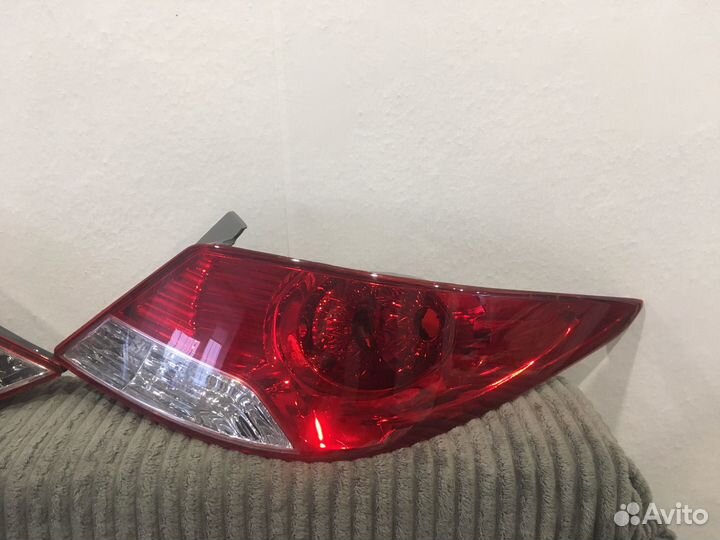 Задние фонари на hyundai solaris. Левая, правая