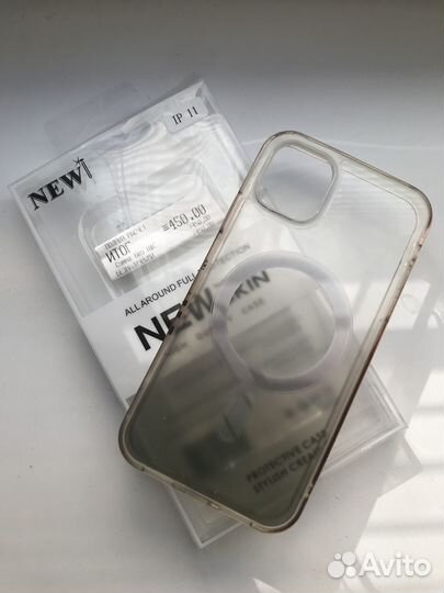 Силиконовый чехол на iPhone 11 MagSafe