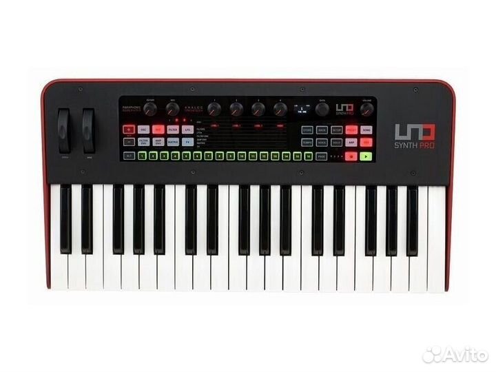 IK UNO Synth Pro синтезатор