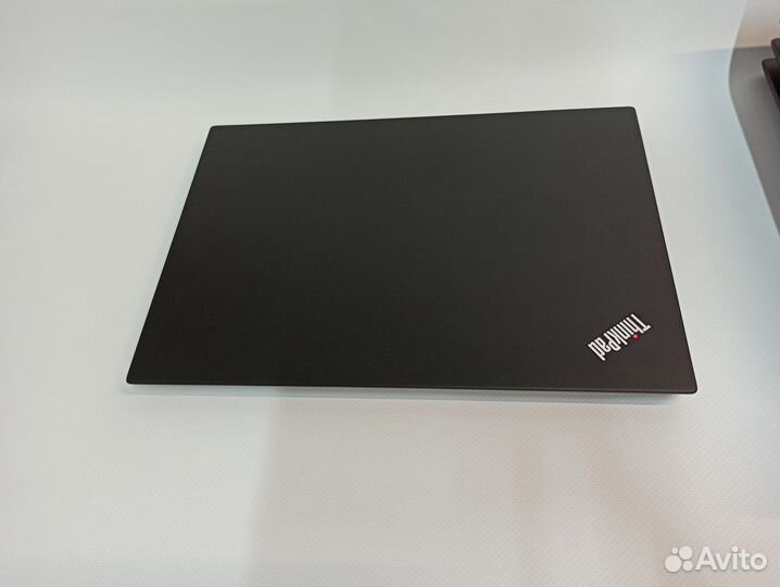 Сенсорный Ноутбук Lenovo ThinkPad T490S Touch Scre