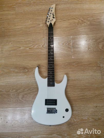 Электрогитара