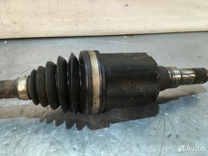 Привод, полуось передний левый Chevrolet Cruze