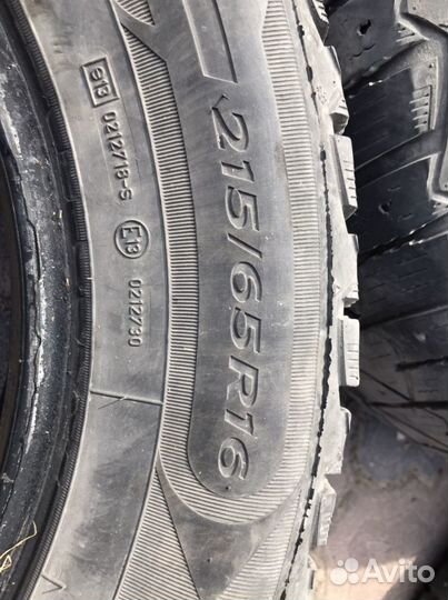 Dunlop Ice Touch 215/65 R16 98T