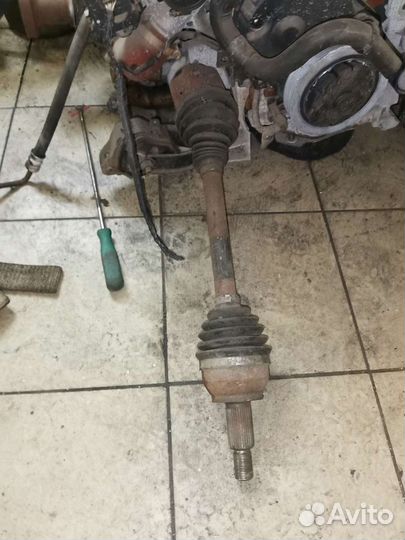 Привод правый Range Rover l538