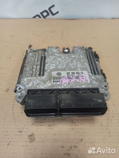 Блок управления двигателем VW Golf 5 для AXW