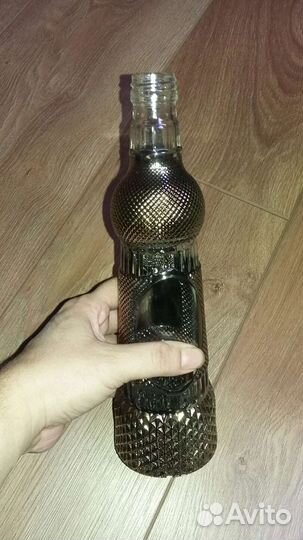 Графин с рюмками