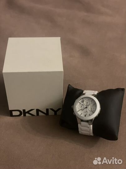 Часы наручные женские