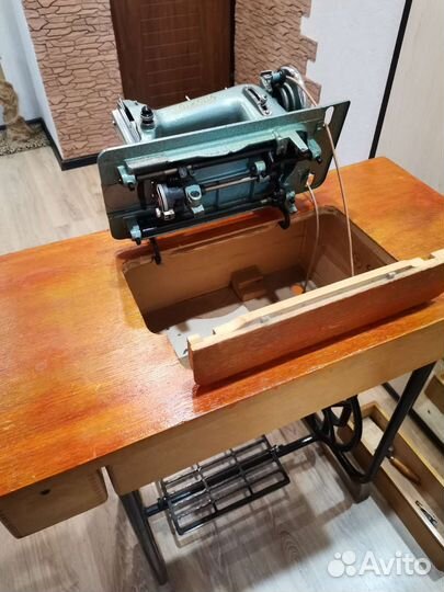 Швейная машинка