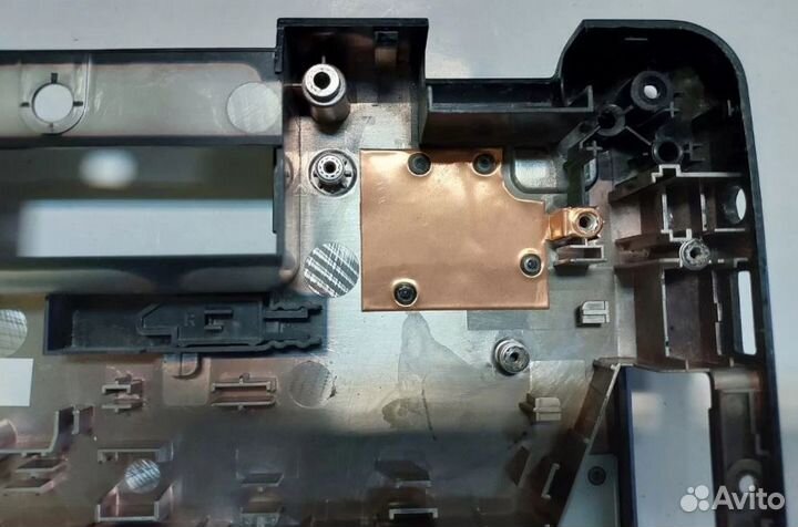 Нижняя часть корпуса Lenovo Y580. Отп. в регионы