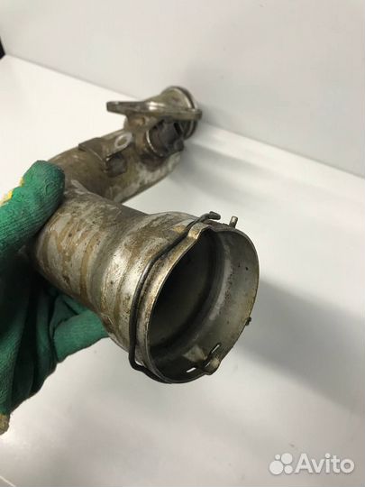 Воздуховод турбонадува слева Mercedes W211/ 2004