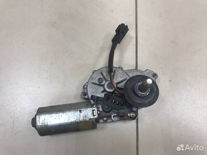 Моторчик стеклоочистителя задний