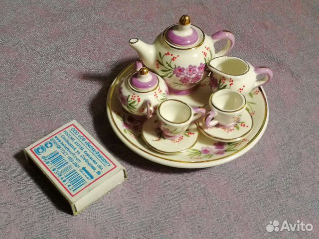 Сервиз чайный фарфоровый игрушечный