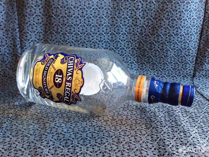 Бутылка в коробе Chivas Regal Scotch Whisky