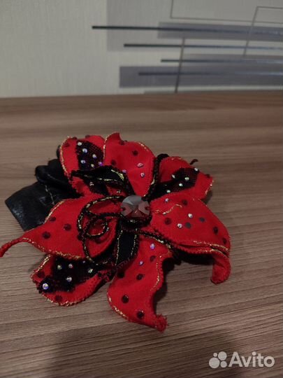 Резинка для волос винтаж