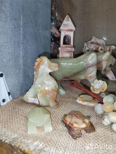 Сувениры из оникса