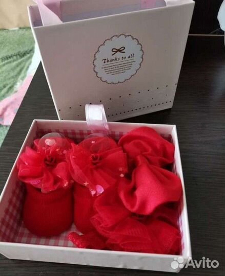 Набор для девочки носочки и повязки на голову