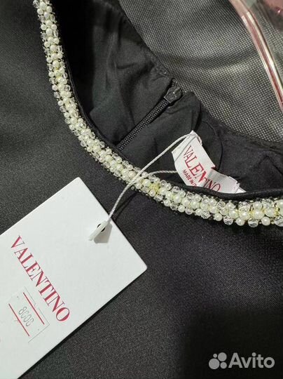 Потрясающее платье Valentino