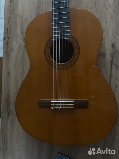 Гитара yamaha c40
