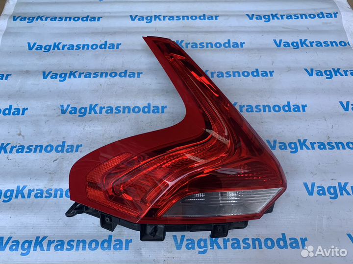 Фонарь стоп левый Volvo V40 2 / V40 Cross Country